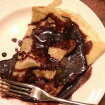 apple-crepe-with-chocolate-sauce