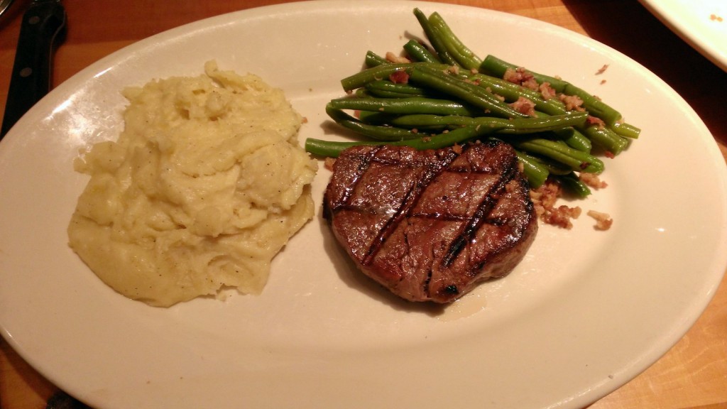 black-angus-filet-mignon-green-beans-bacon-garlic-mashed-potatoes