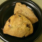 chocolate-chip-scone-and-cinnamon-scone