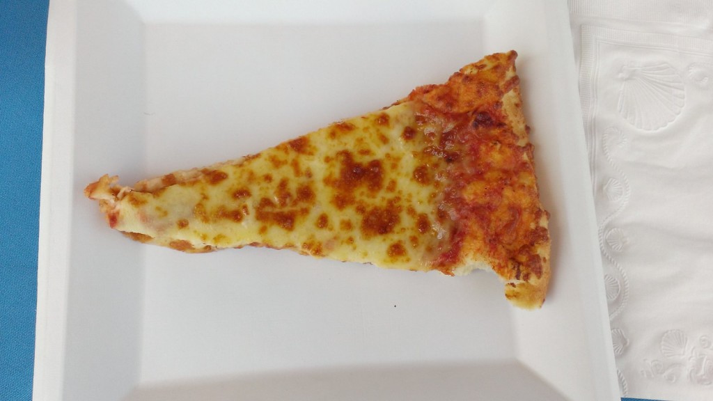 costco-cheese-pizza-slice