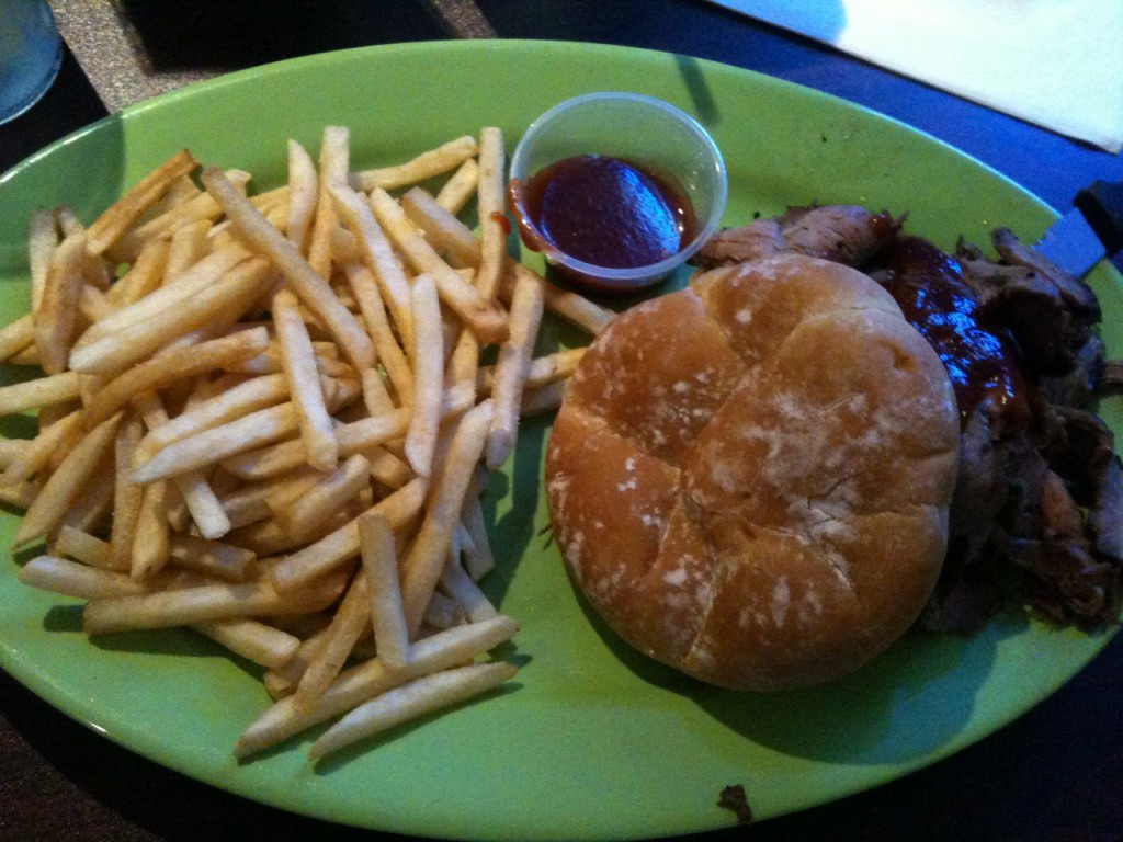 dinner-cali-comfort-tri-tip-sandwich-bbq-sauce-french-fries