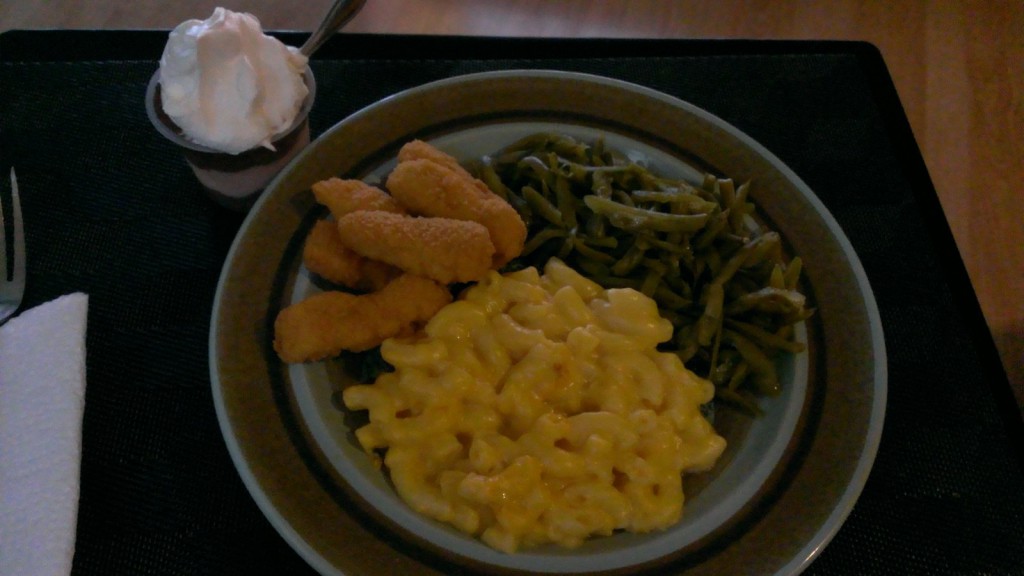 dinner-chicken-fingers-mac-and-cheese-green-beens-jell-o-chocolate-vanilla-pudding