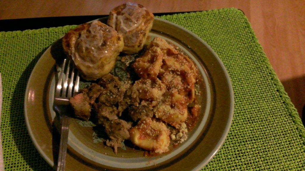 dinner-steak-cheese-tortellini-pillsbury-cinnamon-rolls