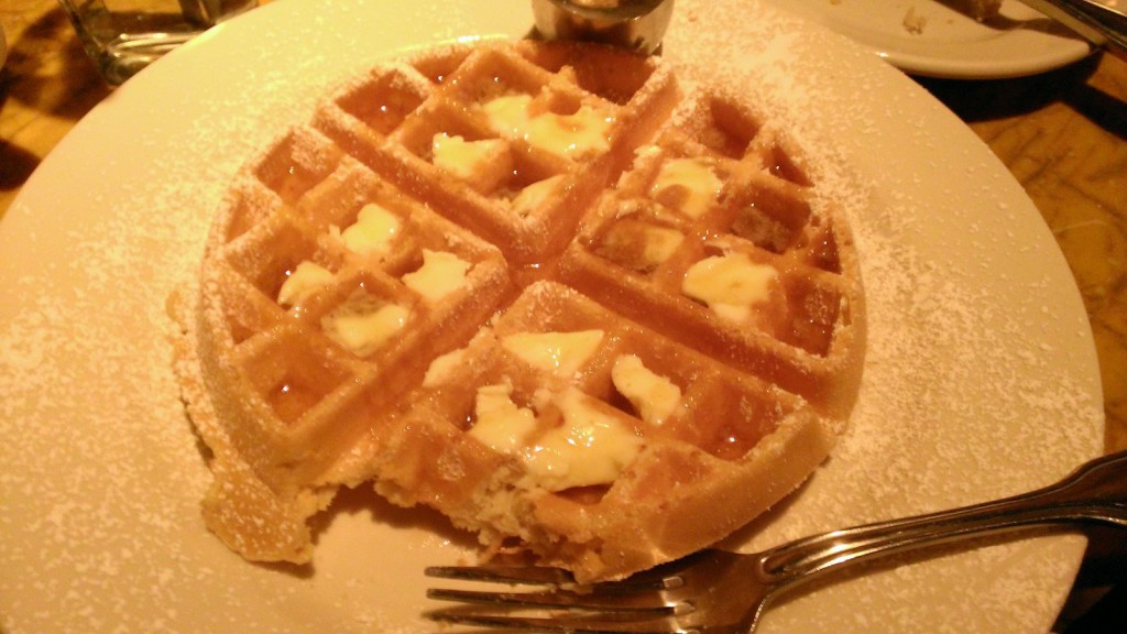 grand-lux-cafe-belgian-waffle