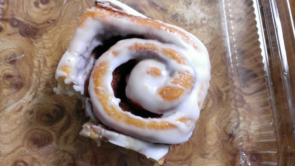 j-skinner-cinnamon-cravers-roll