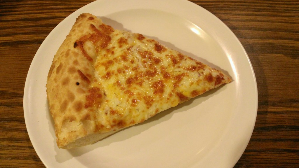 round-table-pizza-cheese