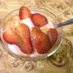 strawberry-yogurt-with-strawberries-and-cinnamon