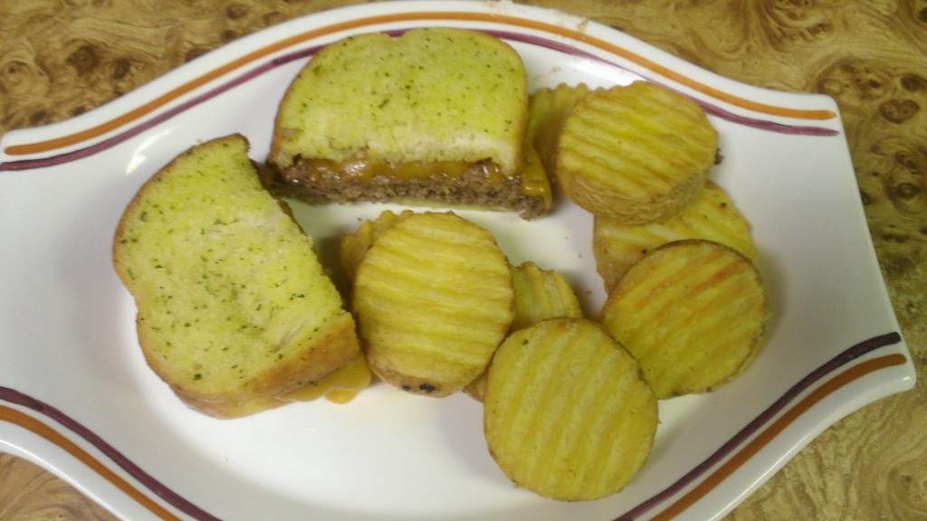 texas-toast-cheeseburger-golden-thick-cut-potatoes